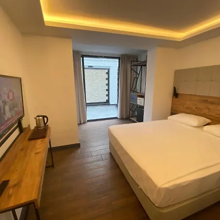 Miyas Luxury Hotel