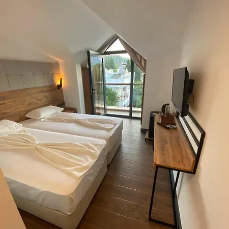 Miyas Luxury 3*